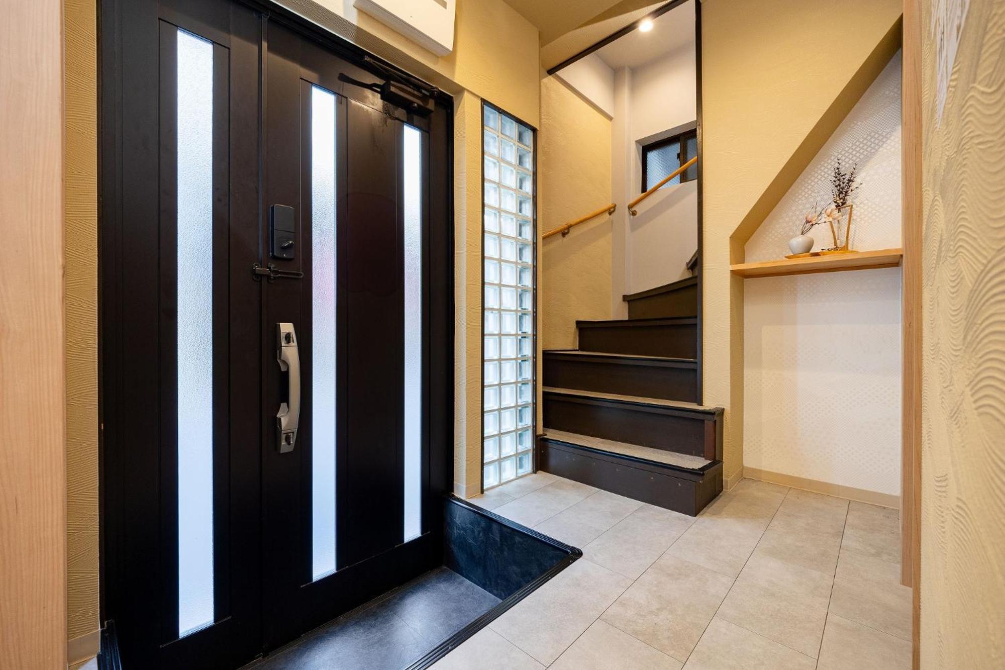 Japavista Noble Villa Osaka Exterior photo